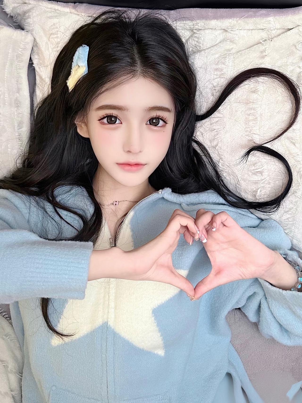 好想穿越到屏幕对面见一见给我点赞的帅哥美女的真容，比心，爱你哟！[比心][比心]