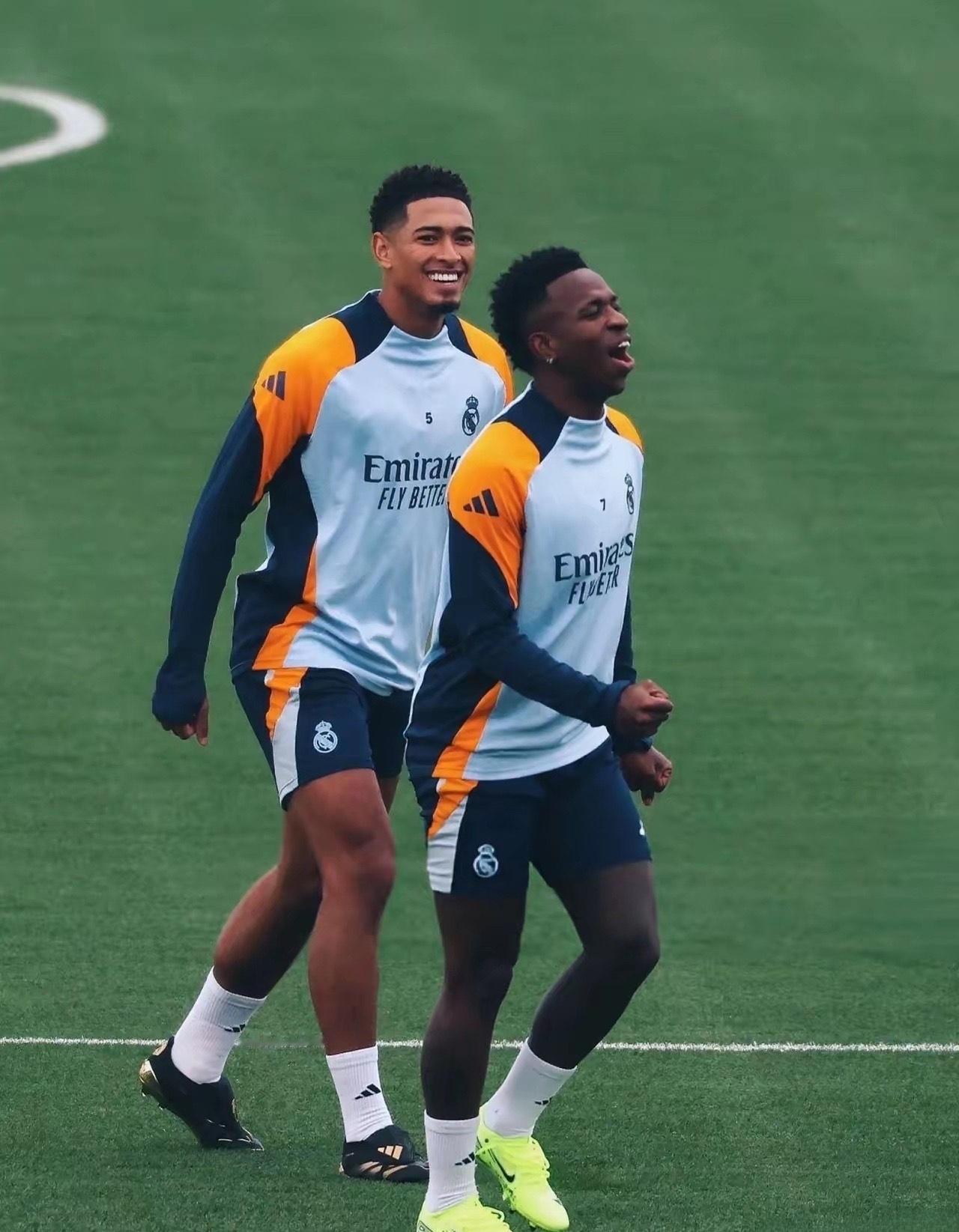 欧洲转会新闻汇总！★他又哭了！这回不是种族歧视！作为倒龙派的领头羊，他遭遇了