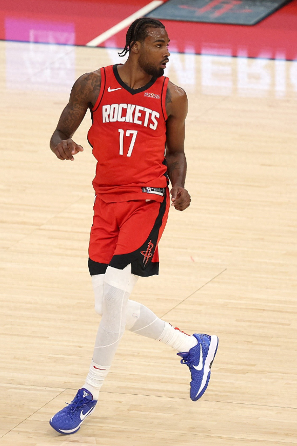 此役，TheAthletic记者WilliamGuillory撰文谈到了火箭