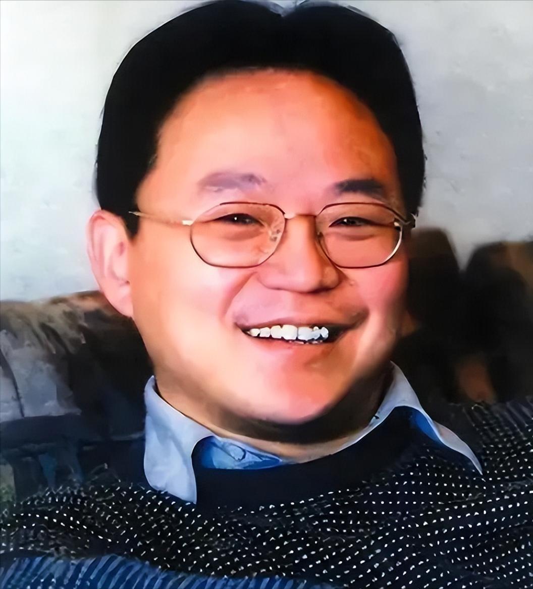 2008年，亿万富豪突然跳楼自杀，转眼70亿家产全归于妻子名下，正当人们胡乱猜测