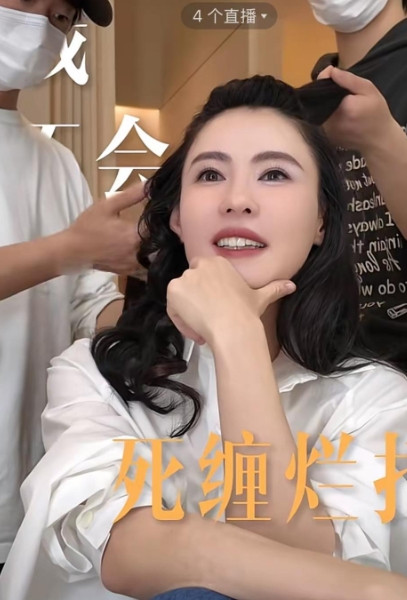 4月28日，张柏芝在社交平台发视频，附文“我的人生剧本，以爱自己为主线”，罕见谈