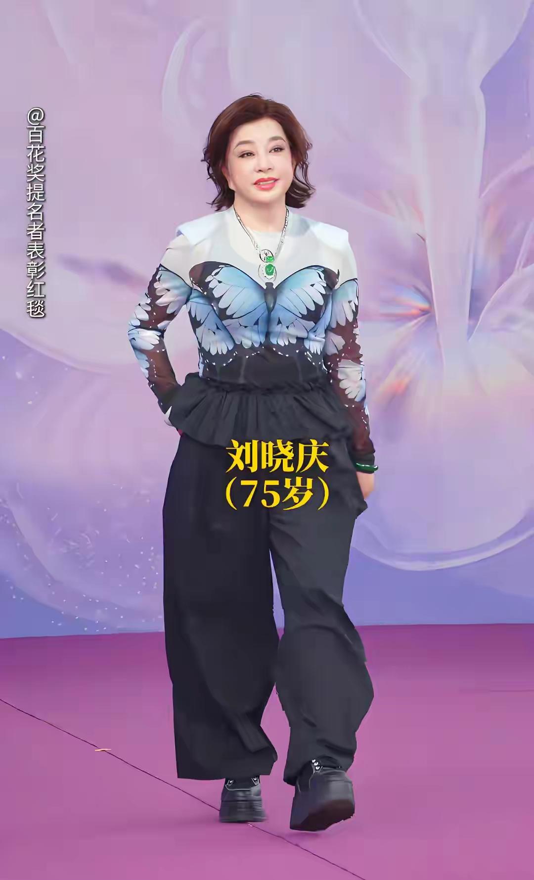 好多有各种问题的艺人都销声匿迹了，可是演员刘晓庆却异常活跃，真不知道她哪里来的底