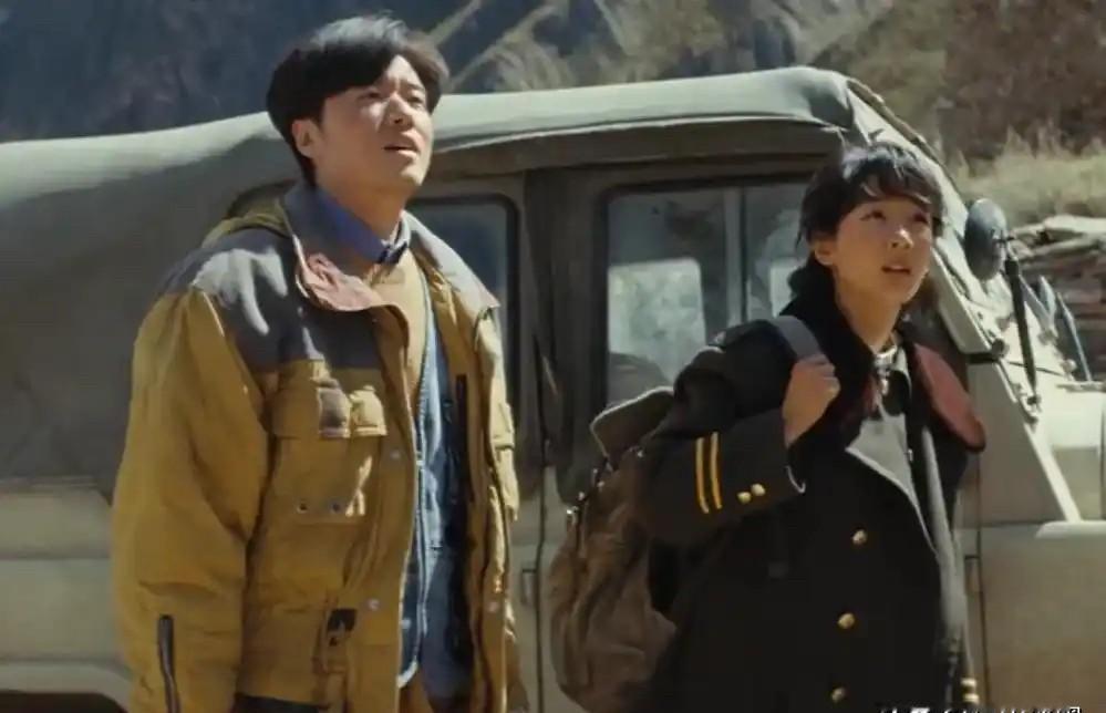 一夜爆红，全靠杨紫带飞？这个新人，凭什么能和一线顶流演情侣，还被胡歌亲自点赞。