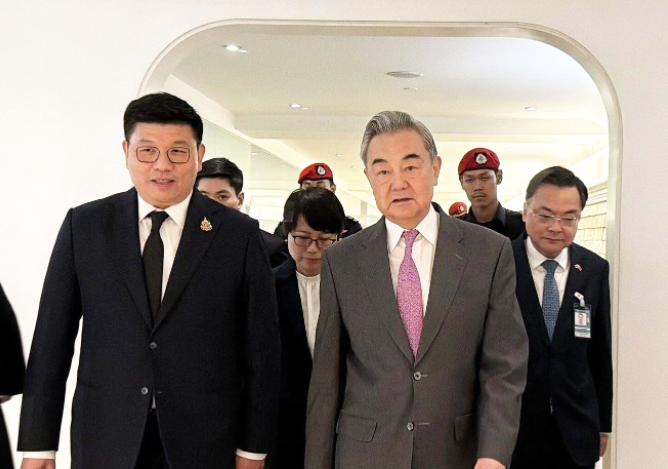 泰国这次，是真的把中国当成“自家人”来对待了！当地时间4月23日下午3点45