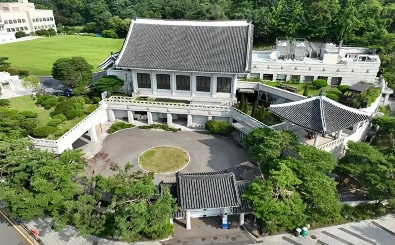 韩国总统府搬家风波：青瓦台要回来了，风水迁都留下窟窿，新领导能稳住？韩国总统府