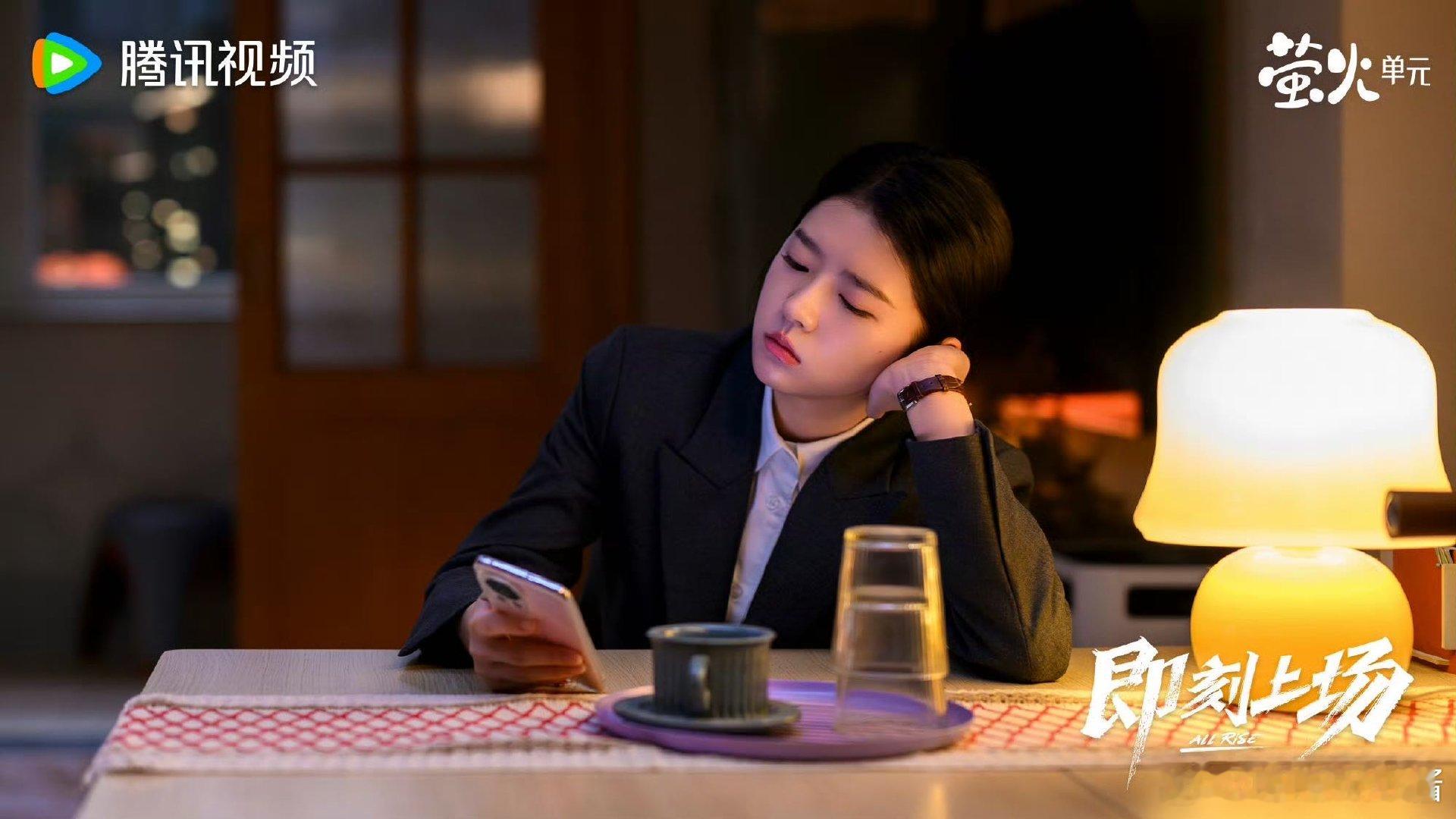 何蓝逗演我玩密室吓晕又吓醒谁懂啊！即刻上场里郭小雨玩密室也太真实了吧！上一秒