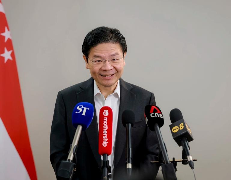 太罕见了！新加坡竟然开始誓死捍卫汉语了。8月23日，在新加坡国庆群众大会上，新加