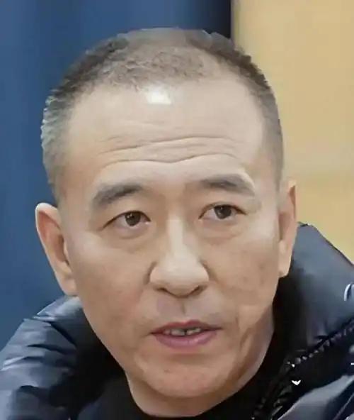 27岁被国家队劝退，五年后连家都搬空了。那会儿削球不吃香，丁松话少，伤多，默默扛