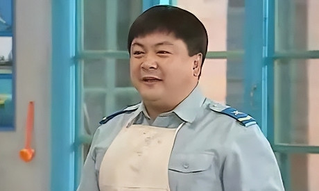 1991年，保姆向洪剑涛借10w买房，洪剑涛二话不说便将钱给了她。谁知，十几年后