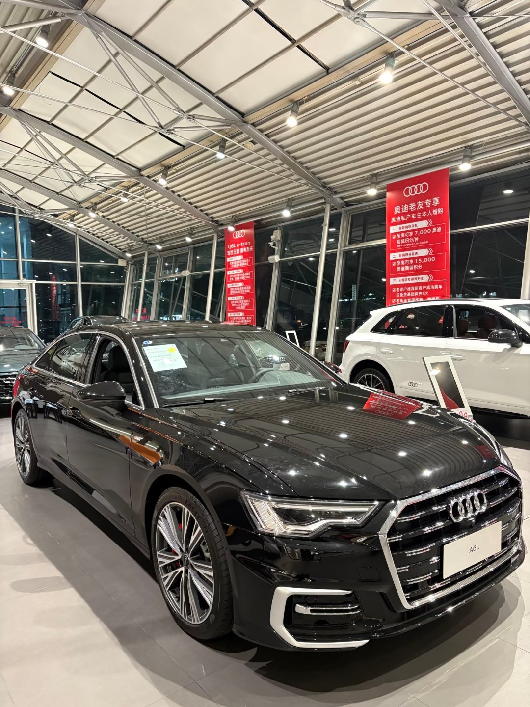 粉丝真实成交行情分享车型：奥迪A6L45臻选指导价：454900裸车价：3