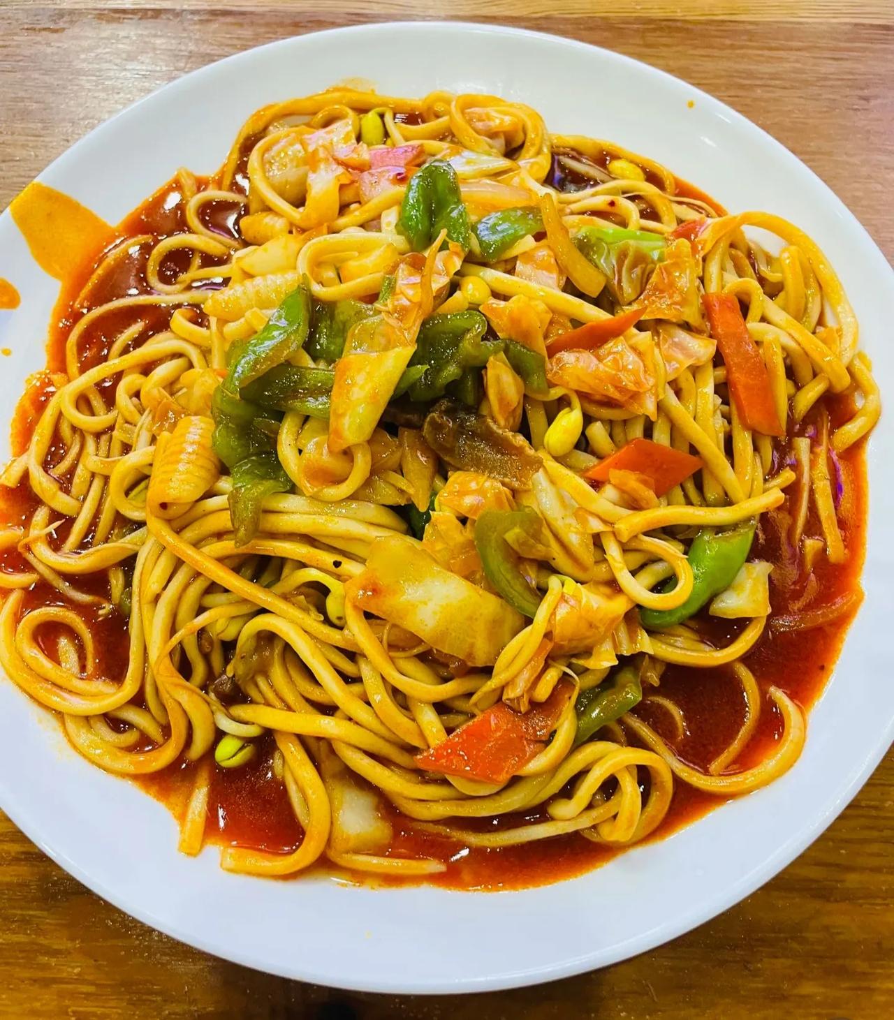 碳水党狂喜！终于在杭州吃到正宗的甘肃美食啦👏👏👏炒面、炒拉条、手擀粉、