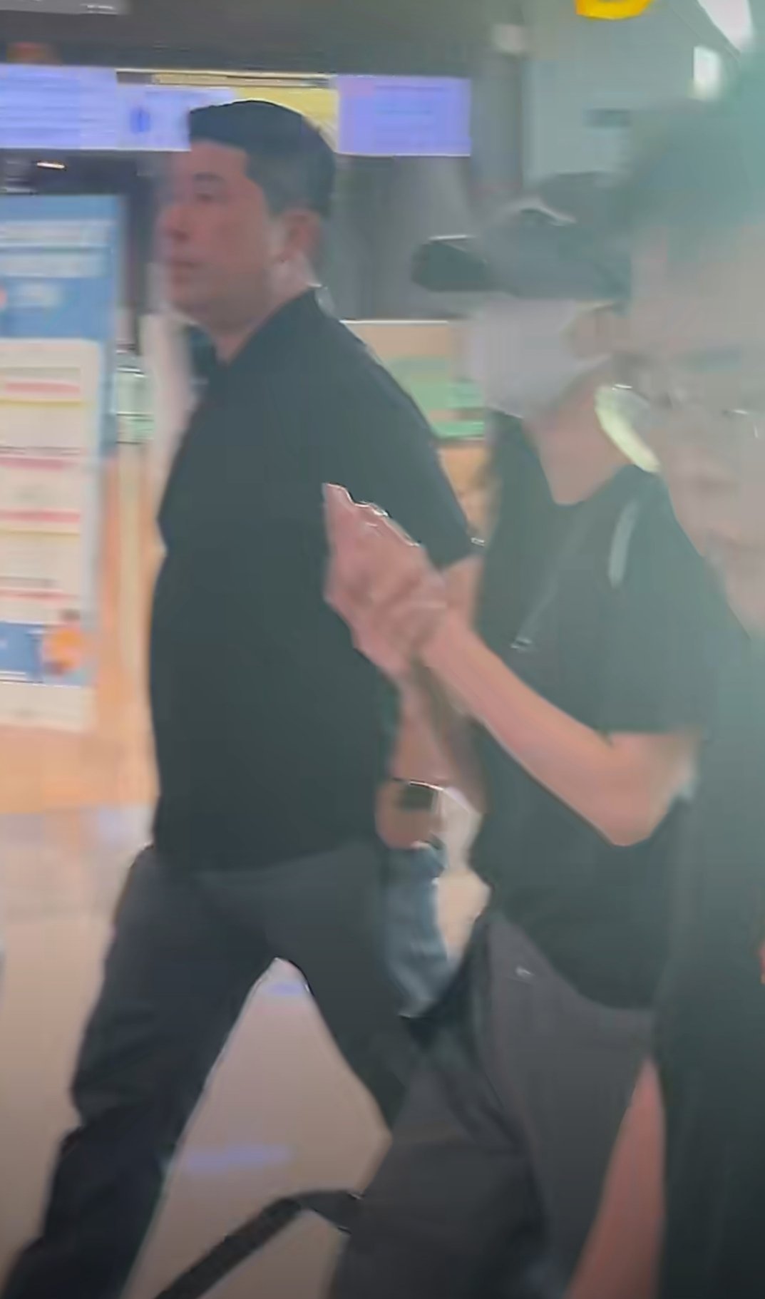明天秀秀很大概率会和大家呼吸在同一片土地上啦（暗示得很明显了hhhh）