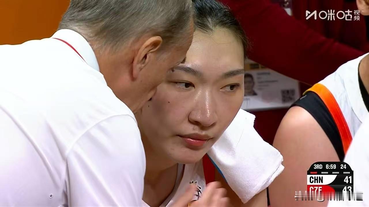 宫导这回看清楚了吧，不能再以张子宇为战术发起点了，球队的核心是韩旭和杨舒予一内一