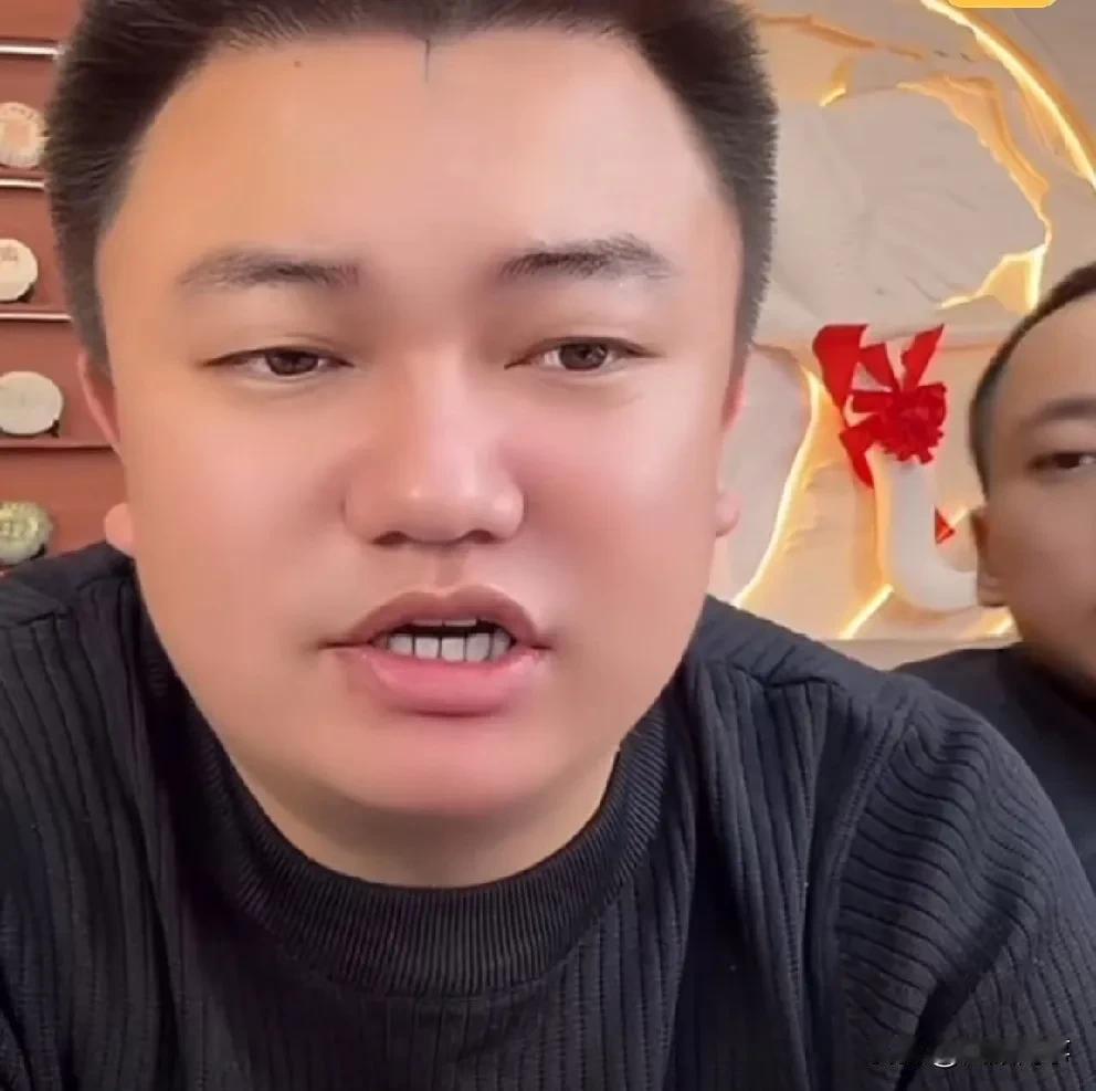 达摩感叹没有背景，跟方丈还没开始pk，被人ta了！达