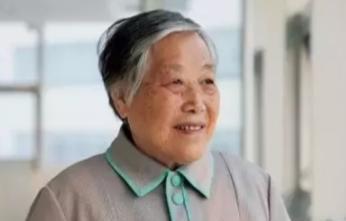 1971年，陕西一贫农贪图便宜，娶了一个不要彩礼的女大学生，女大学生长相漂亮，比