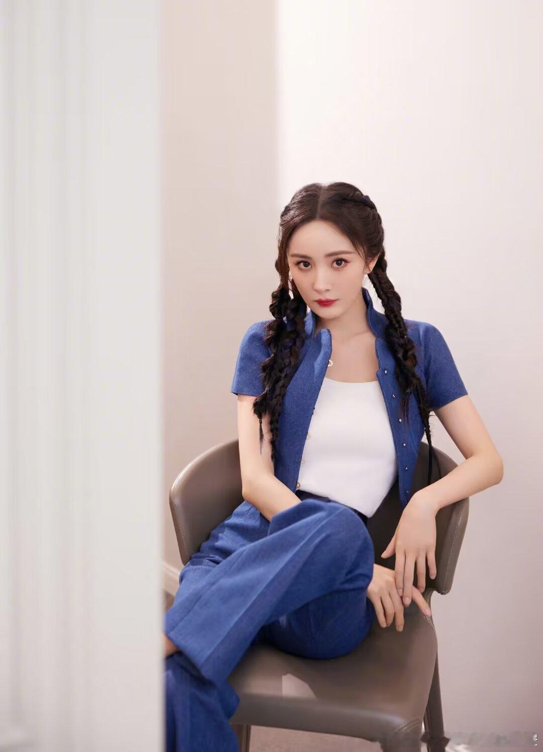 杨幂🦊杨幂公牛品牌全球代言人“没有谁是特殊，但是每个人都是独一无