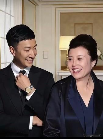 孙红雷与丁嘉丽的过往，是一段复杂的缘分。时光流转，各自走向不同人生。感情里