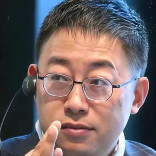 九三阅兵以后，一部分中国人慌了！ 按理说看到祖国越来越强大，这些人都应该更安