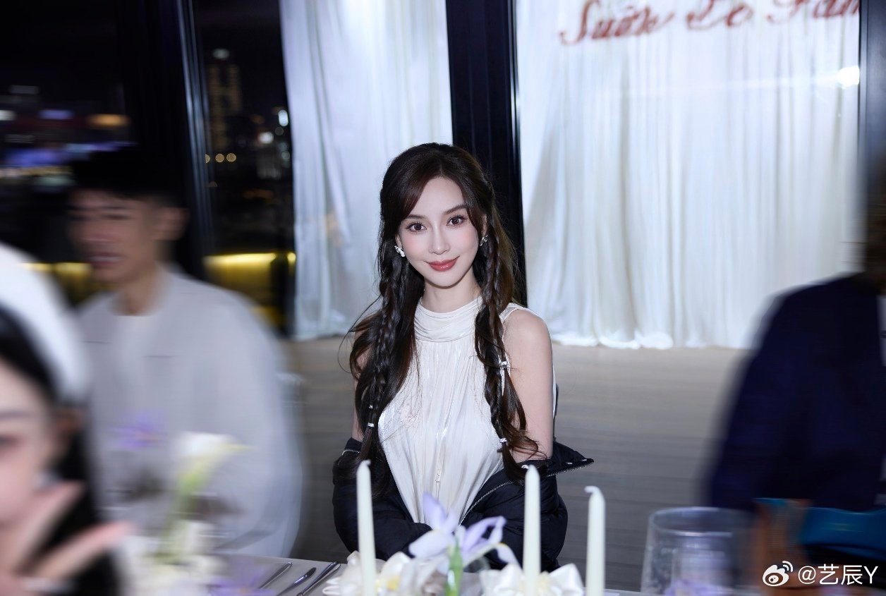 angelababy｜杨颖我会穿过四月的温柔来见你