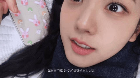 Jisoo金智秀很适合怼脸拍的四代神颜​