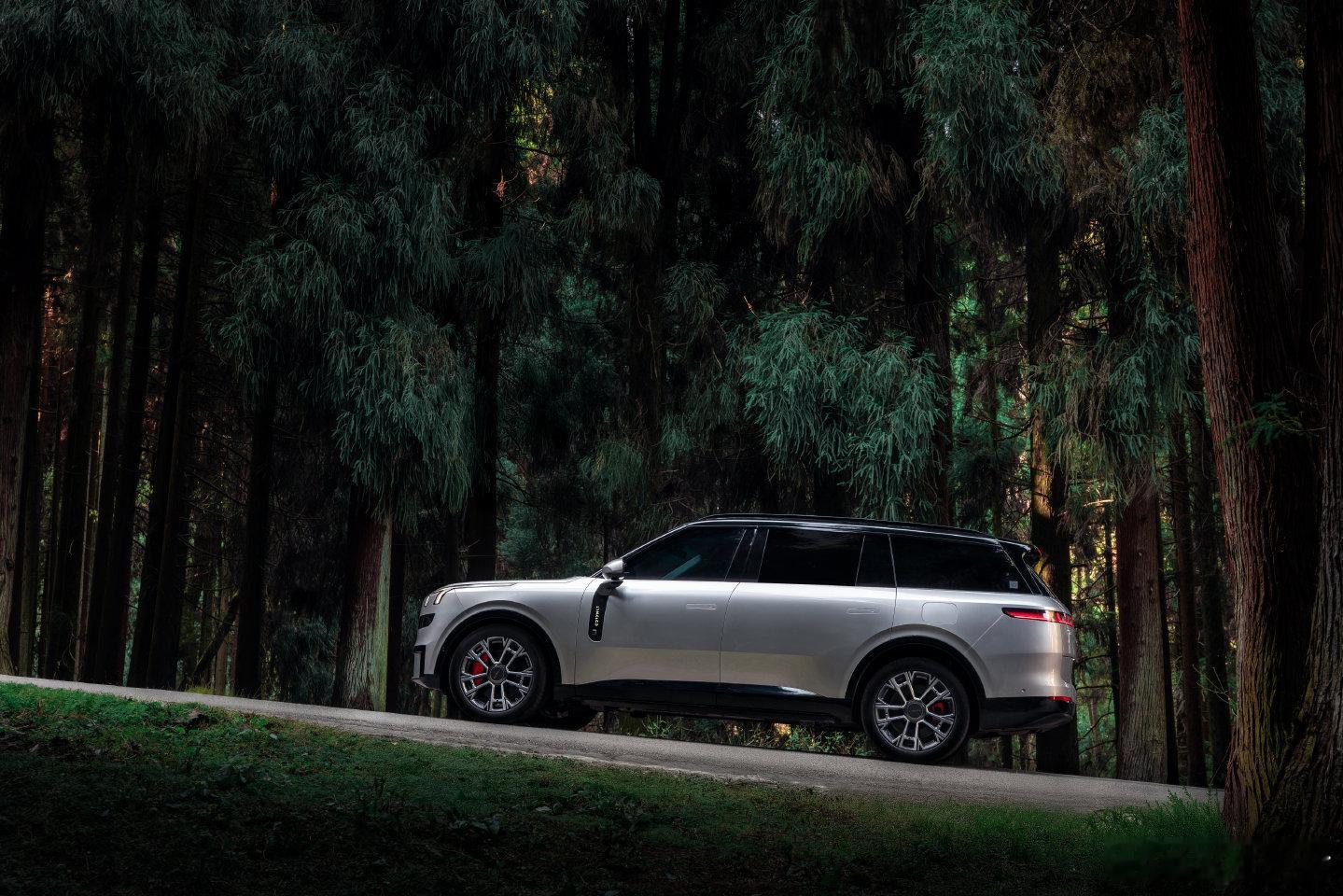 黄龄和领克900的贵州非遗之旅惊艳到了，科技×非遗的联动真的太会了！领克900的