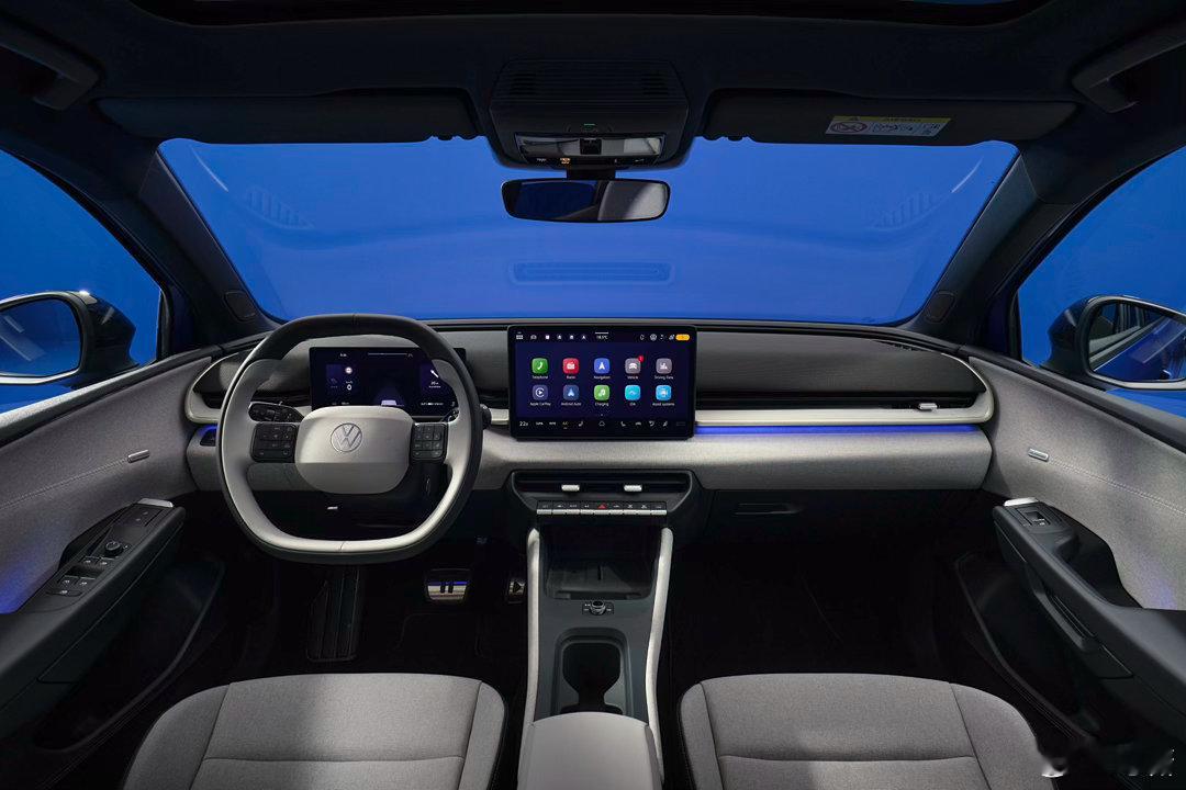大众ID.POLO给我的感觉就是…特别的板正，有一种回到大众设计上最顶峰时代那意