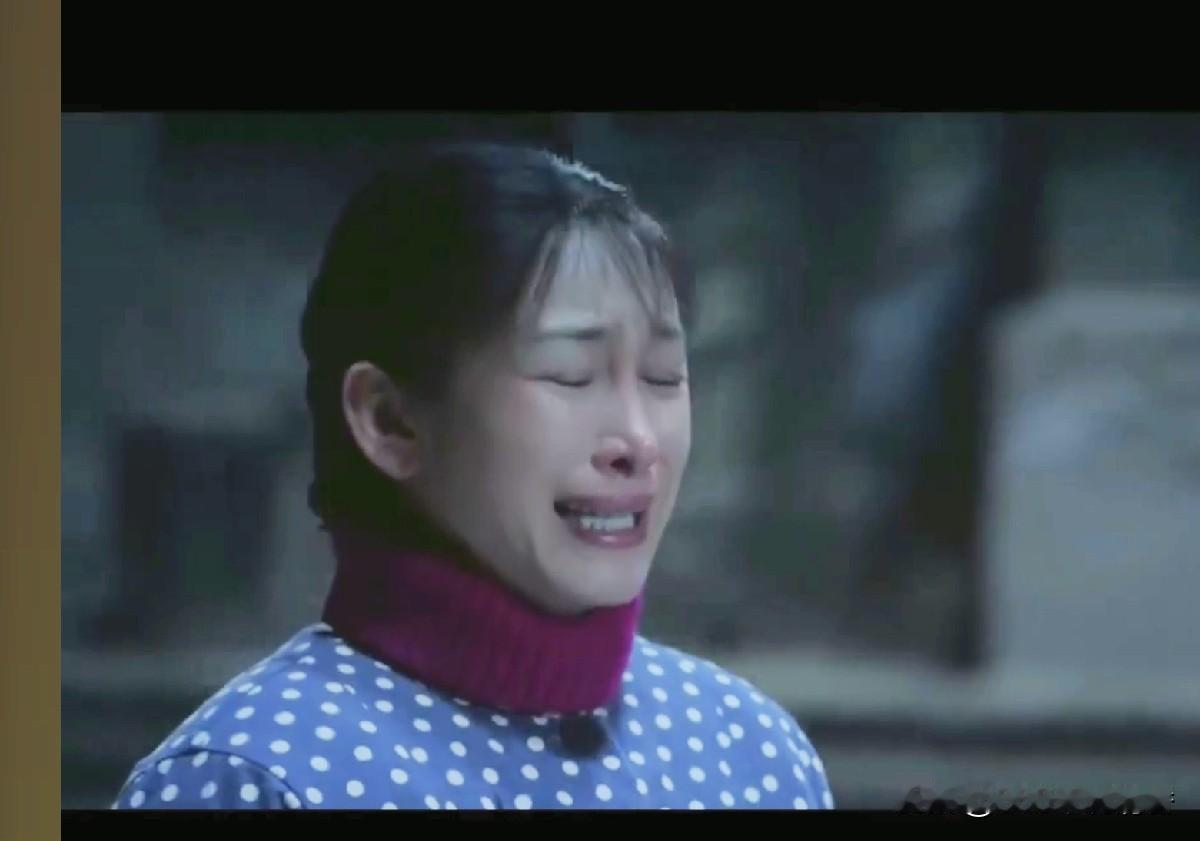 电视剧《主角》最新剧情中，花彩香（秦海璐饰）怎么也没想到，再次回到剧团一切都变了