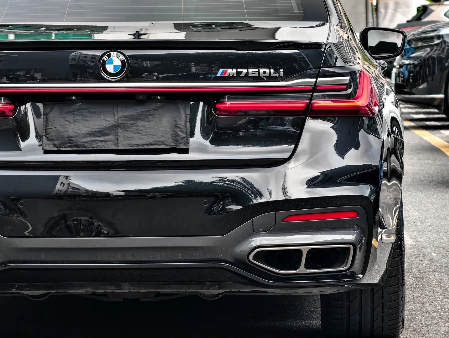 好车分享BMWM760LI，最后的V12宝马7系，当年最喜欢这个只有进口宝马