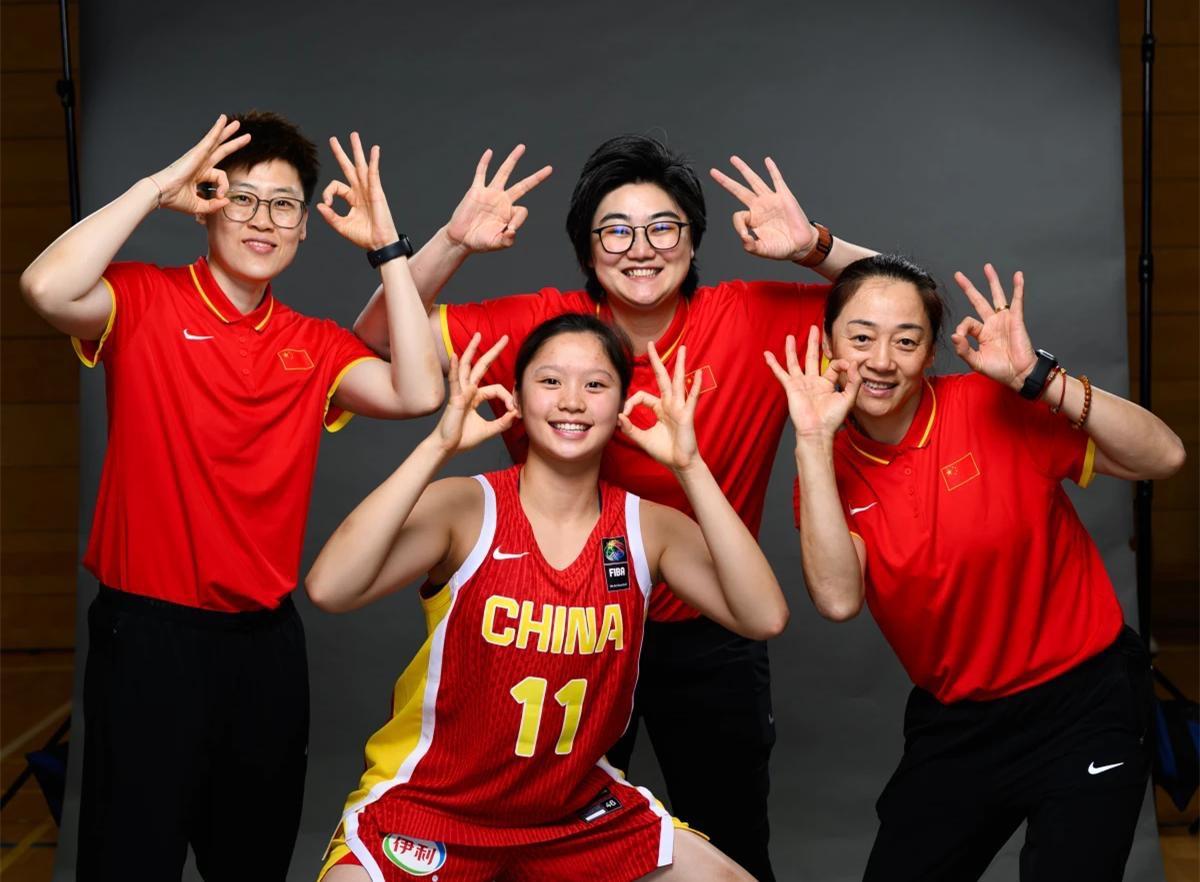 中国U17女篮在世界杯的历史成绩先说最好成绩，即季军，是李梦、杨力维为球员代