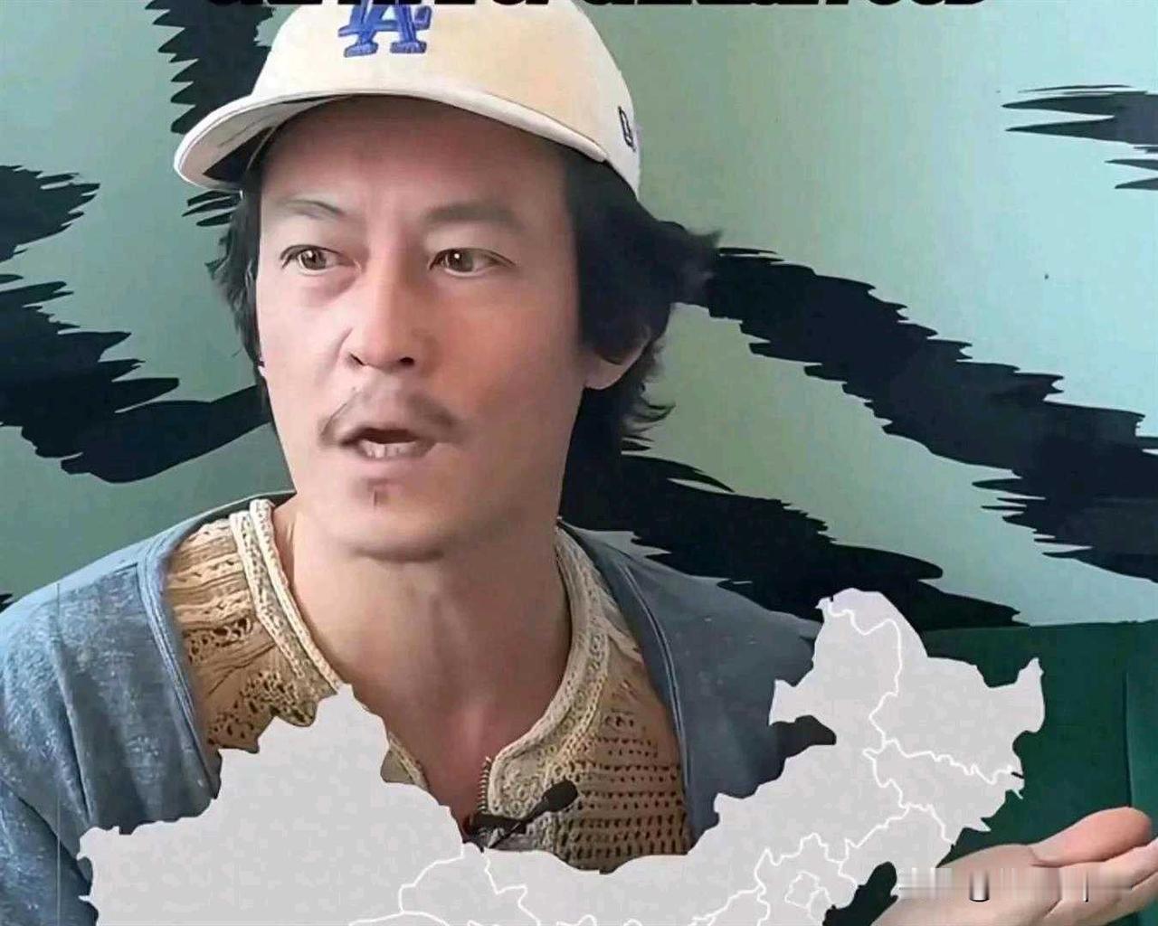 45岁陈冠希近照曝光，网友惊呼“认不出”：那个曾经帅得惊天动地的男人，终于活成了