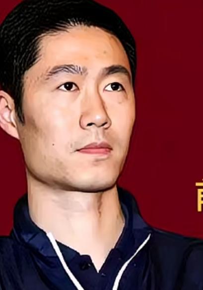 国乒紧张了王励勤亲自带队前往上海崇明岛闭关修炼早六点晚十点结束，一天疲