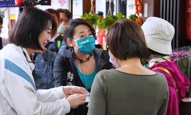 反制民进党大罢免，传国民党祭出终极大招，“四大天王”将站上反罢第一线。在当前31