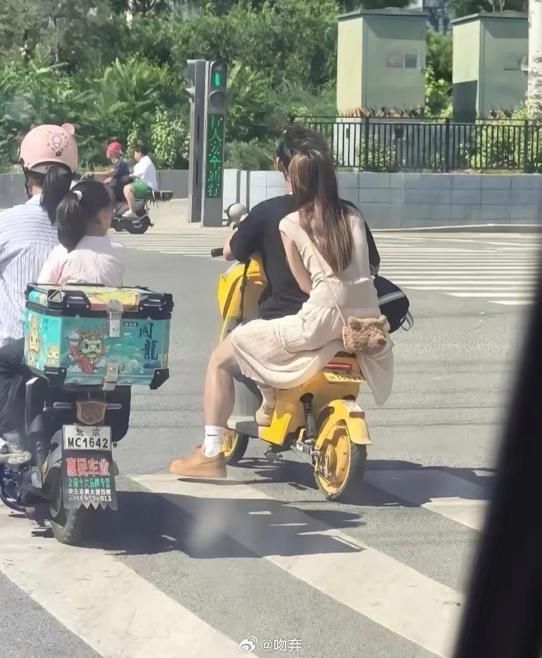 不仔细看真的会看错！