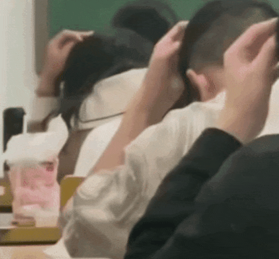 今天老师出的题属实有点难啊