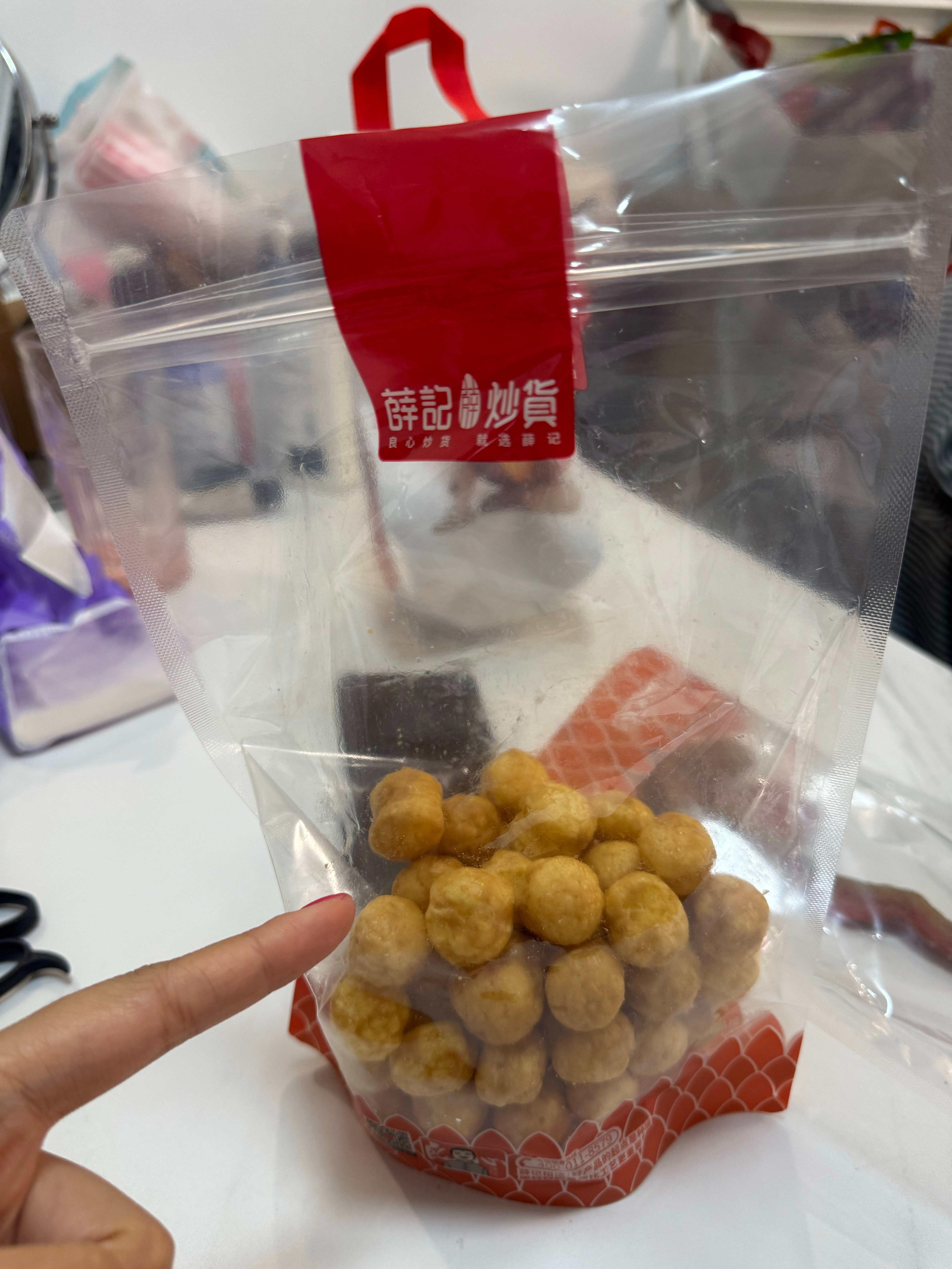 薛记炒货玉米球好吃的想哭
