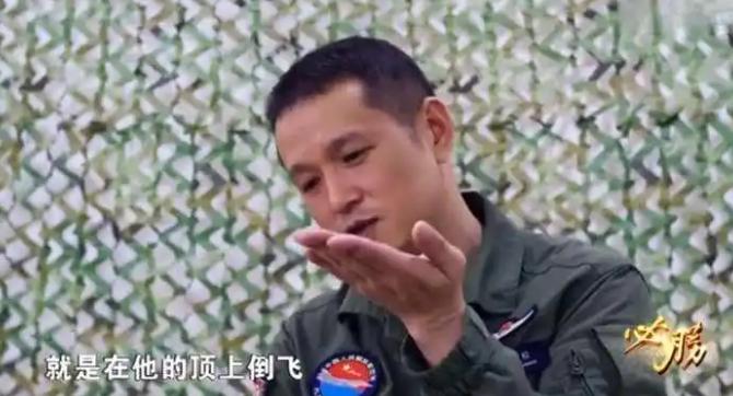 当7架B-2轰炸机在100多架护航机配合下空袭伊朗的消息传开，有人说“中国这下该