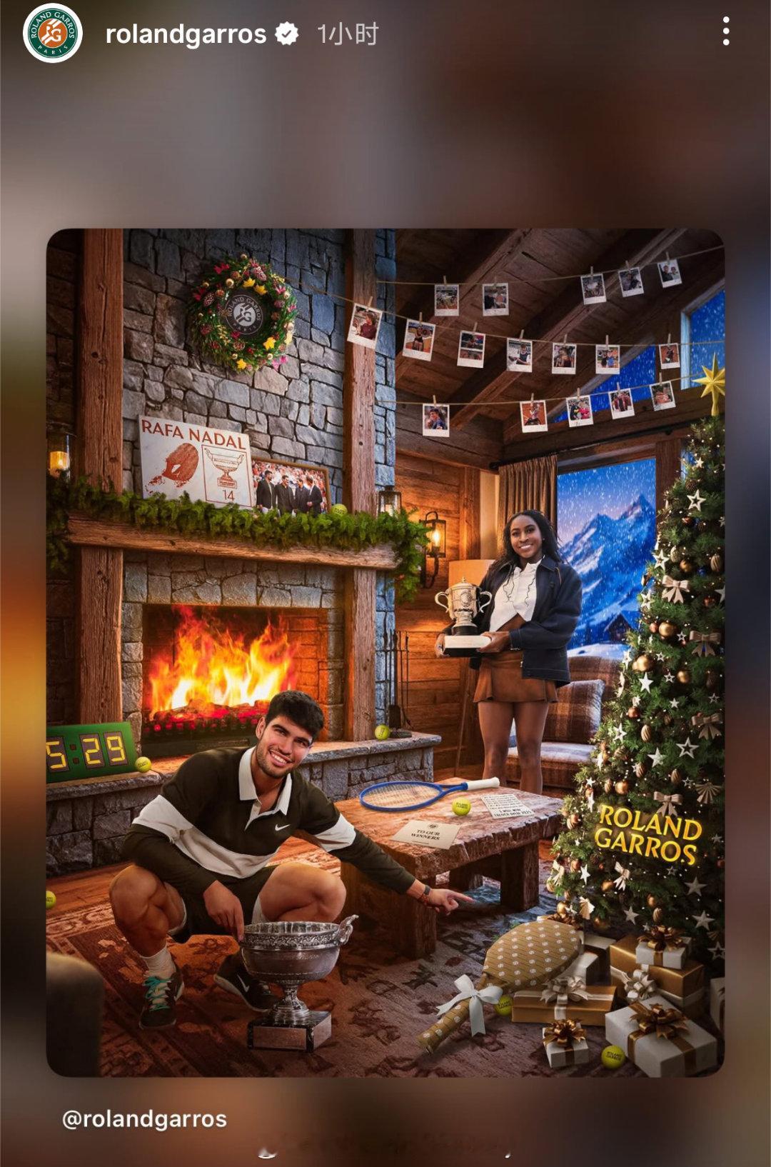 法网官网发文㊗️两个2025法网冠军圣诞快乐🎄网球talking大会网球圣诞节