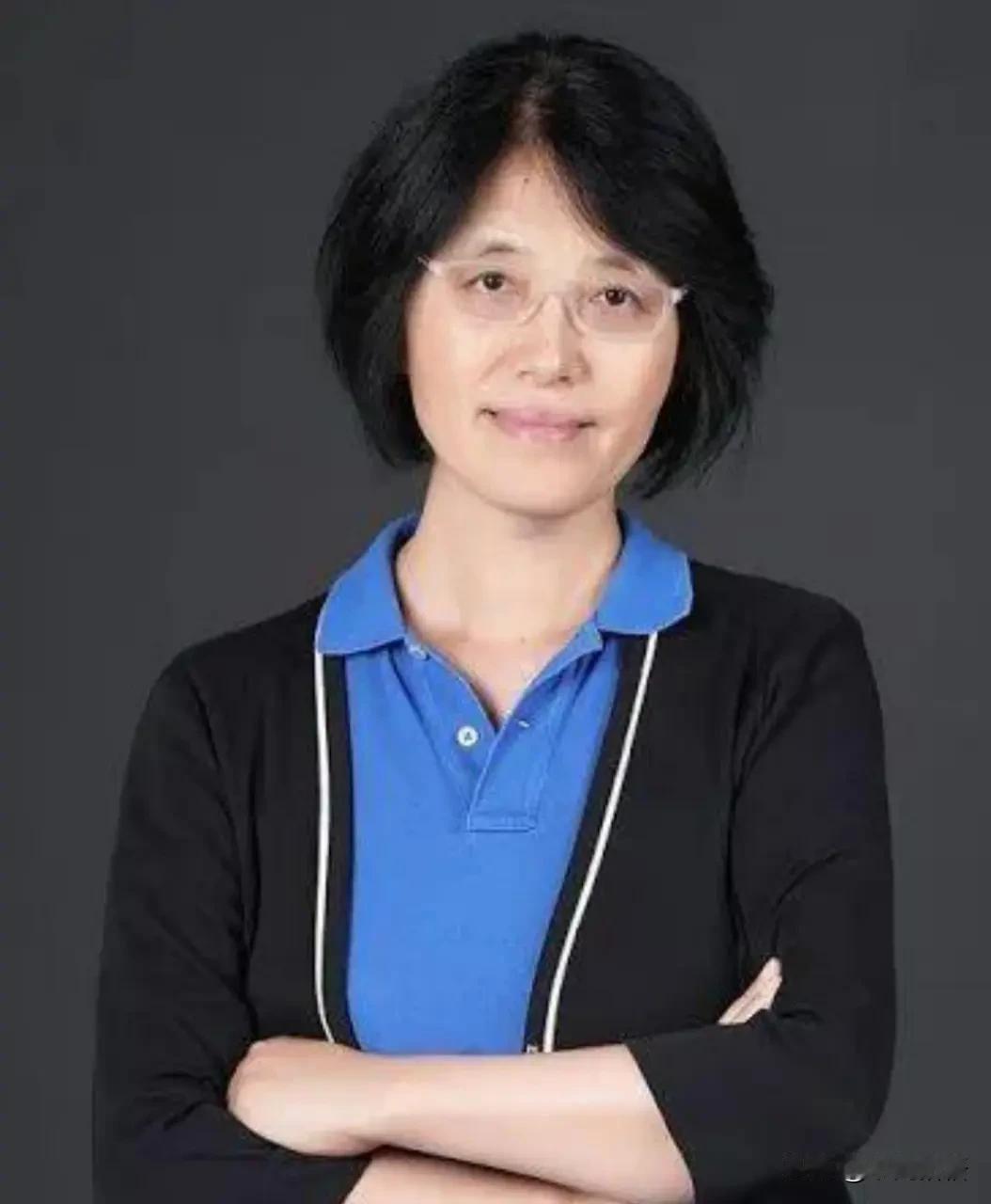 北大教授李玲曾说：“我死了不要骨灰，不要墓地，也不要通知亲朋好友，就悄悄地拉到火
