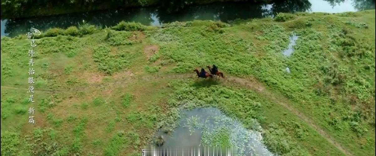 剧版把“苏暮雨一剑刺死苏昌河”改成“暗河八年后再出山”，一句话就把刀子变悬念。