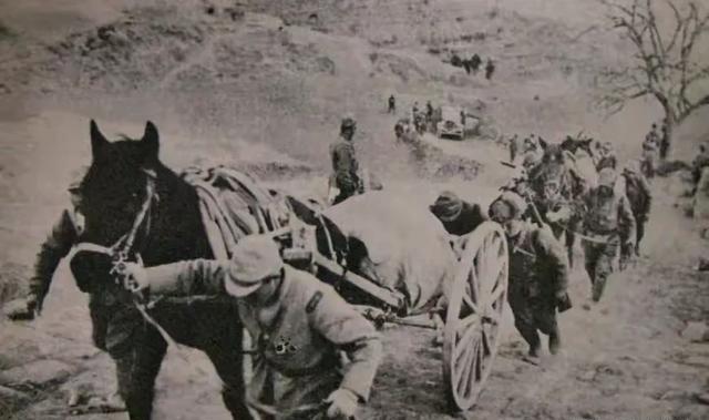 1942年，吴瑞林绑架5名日军工程师，敲诈7吨炸药派出3连押运，可是，被一队伪军