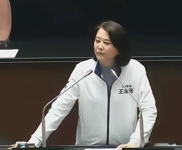 国民党是真穷，可是党员里面还是有钱人很多呀！你看最新财产申报曝光，蓝委王鸿薇身家
