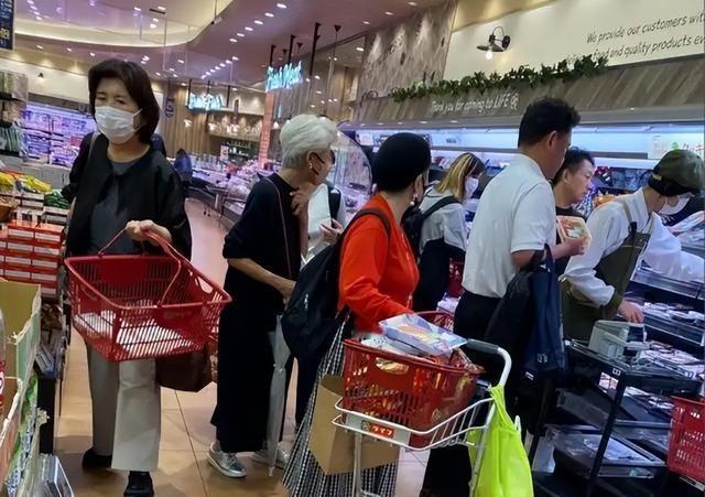 人民网日本频道8月18日报道日本求饶也晚了？中方不救，特朗也救不了！各方此前都