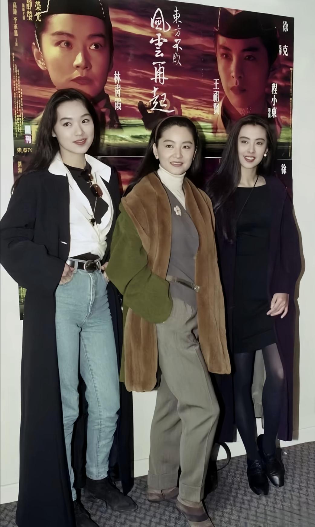 看到这张照片，发现林青霞当年演东方不败时整张脸松驰不紧致。当年怎么没发现？
