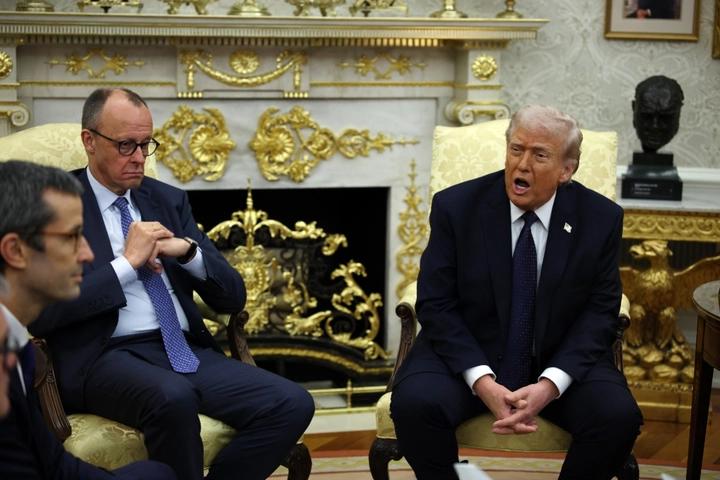 白宫摊牌！默茨一句话堵死特朗普：想断西班牙贸易？欧盟直接否决，你说了不算。