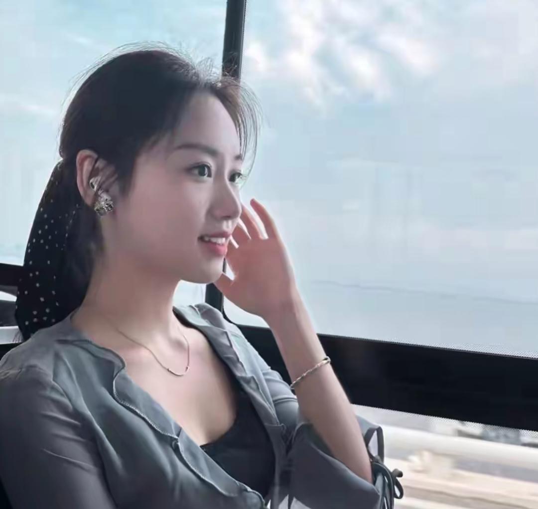 今年表妹硕士毕业，想在武汉定居，遭到家人的反对，毕竟表妹是广东人，当时家里人就让