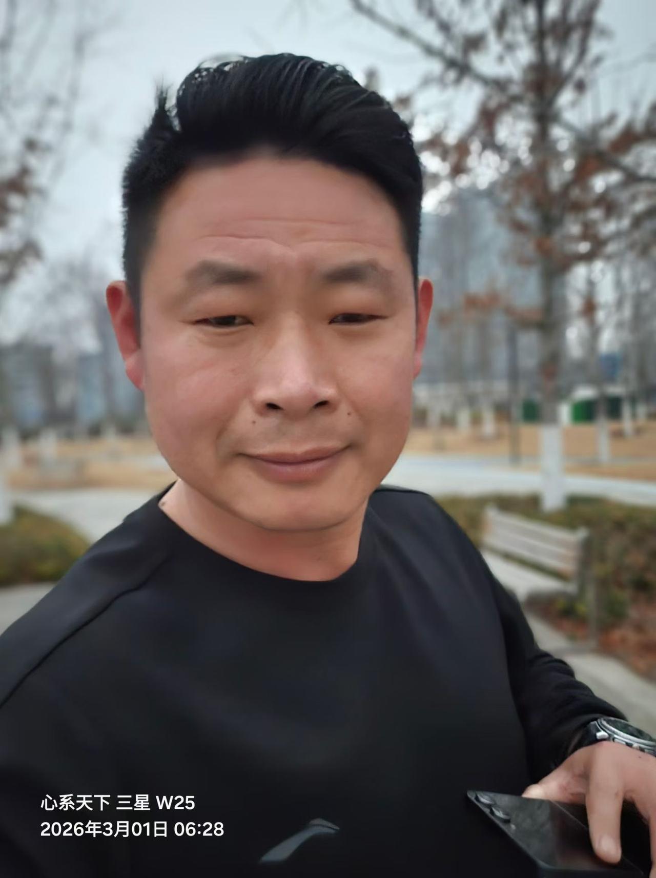 今天想和大家聊聊：生活就像一杯茶，不会苦一辈子，但总会苦一阵子。熬过去，回甘才更