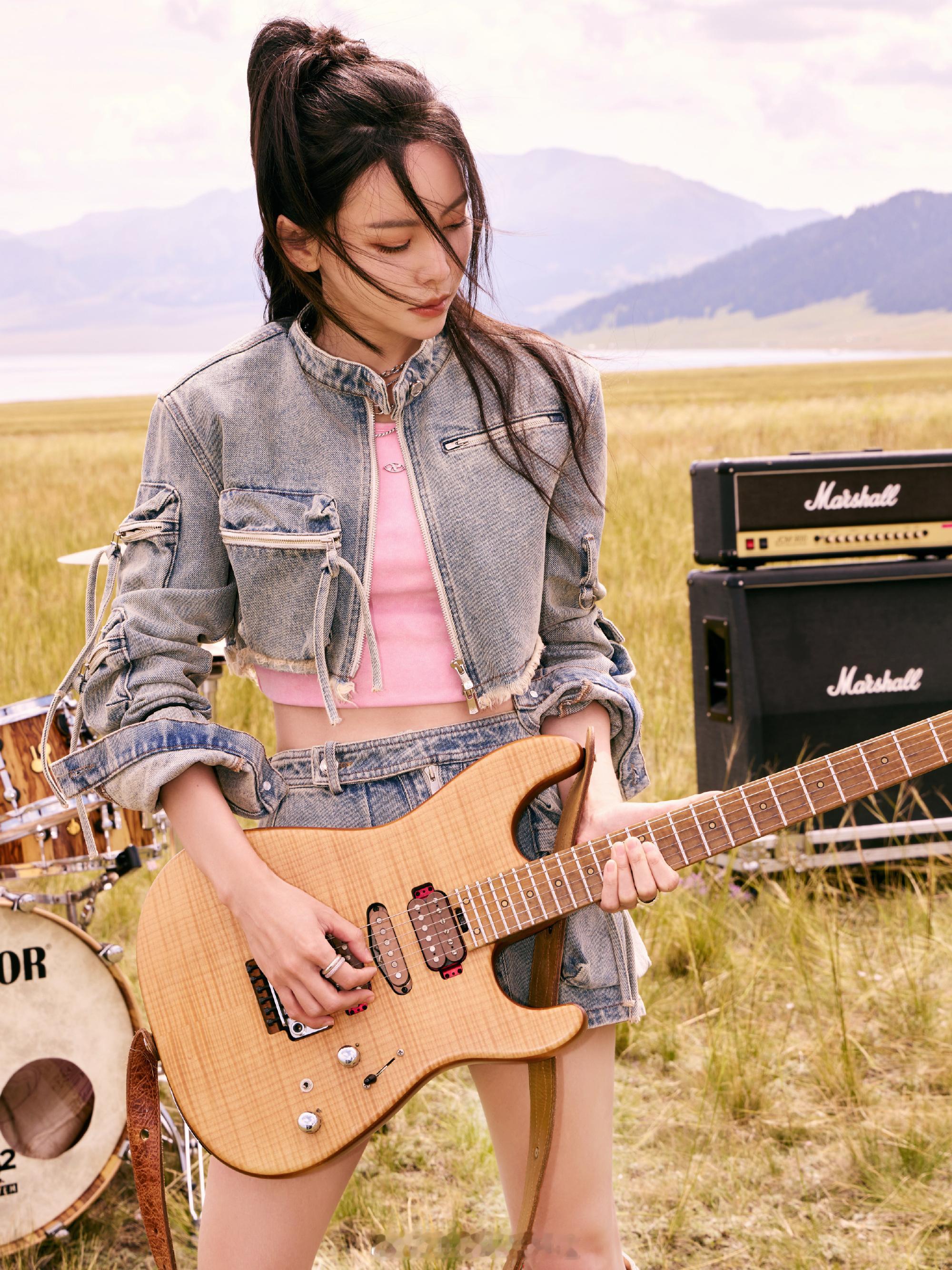 于文文冷酷轻柔​​​