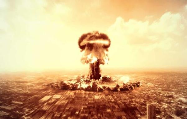 美论坛再出狂言：一旦美突然向中国发射200枚核弹，中国有能力反击吗？类似讨论