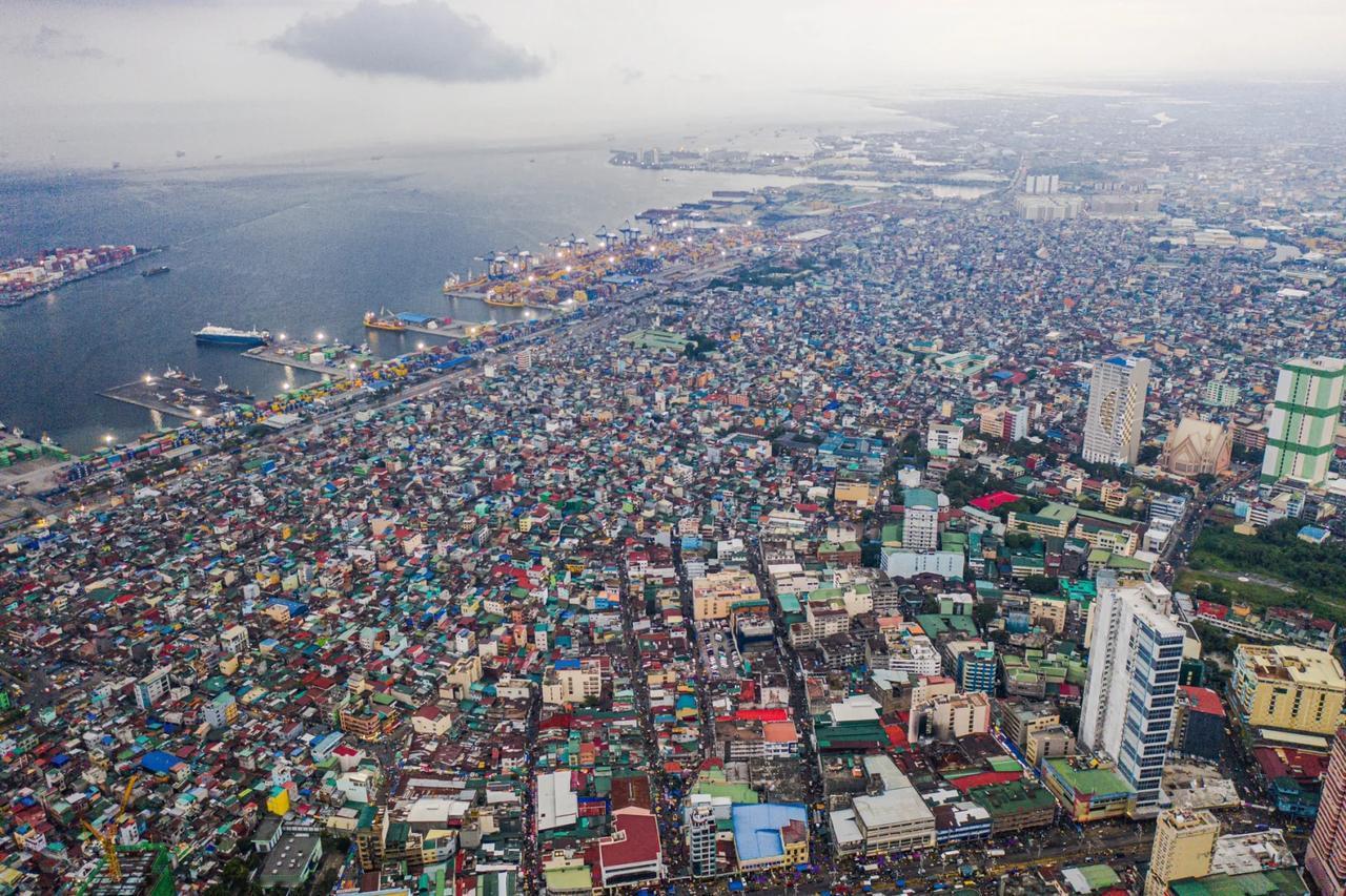 一半天堂一半地狱！马尼拉凭什么成亚洲最撕裂的超级都市？在菲律宾有座城，你站在