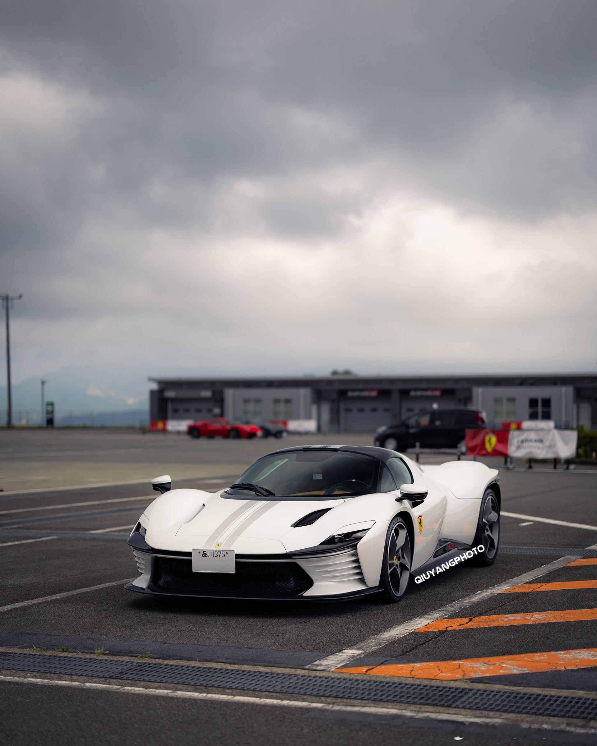 FerrariDaytonaSP3cars01豪车拍经典日本白车[doge]